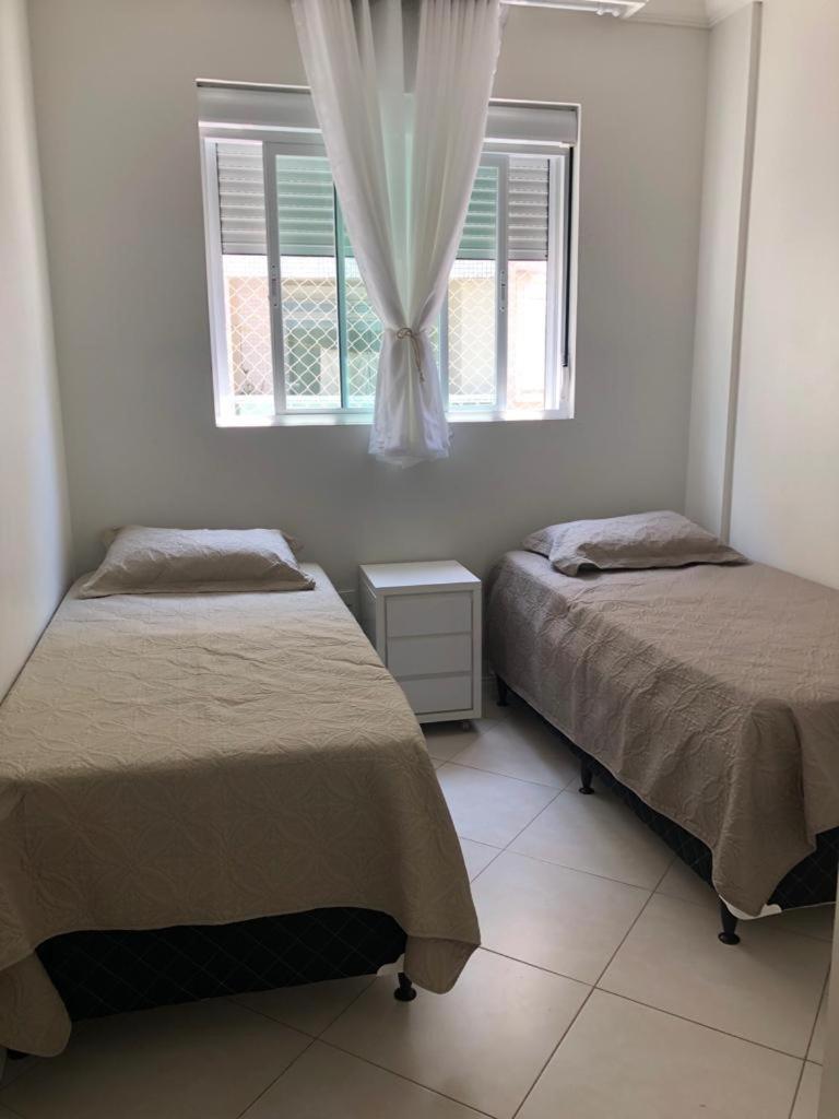 Apartamento Ravena - Praia Dos Ingleses ฟลอเรียนอโปลิส ภายนอก รูปภาพ