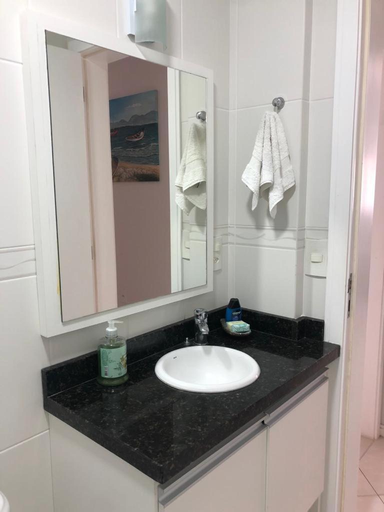 Apartamento Ravena - Praia Dos Ingleses ฟลอเรียนอโปลิส ภายนอก รูปภาพ