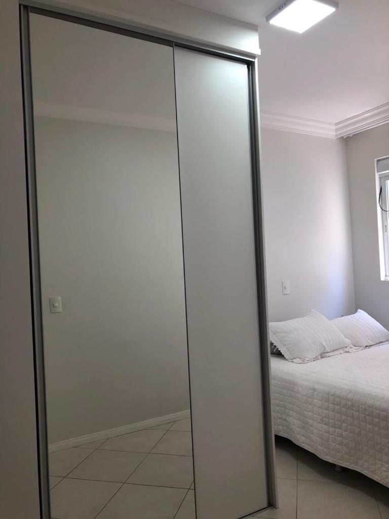 Apartamento Ravena - Praia Dos Ingleses ฟลอเรียนอโปลิส ภายนอก รูปภาพ