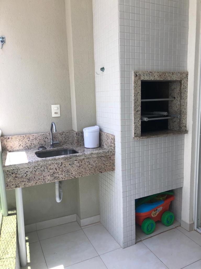 Apartamento Ravena - Praia Dos Ingleses ฟลอเรียนอโปลิส ภายนอก รูปภาพ