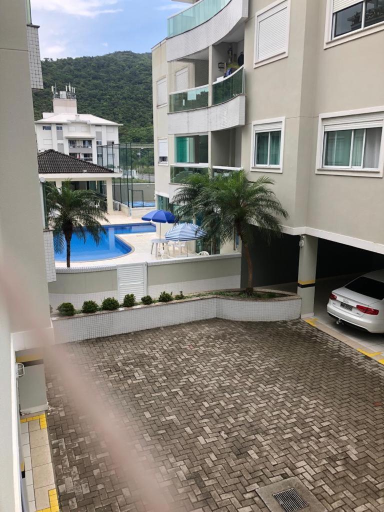 Apartamento Ravena - Praia Dos Ingleses ฟลอเรียนอโปลิส ภายนอก รูปภาพ